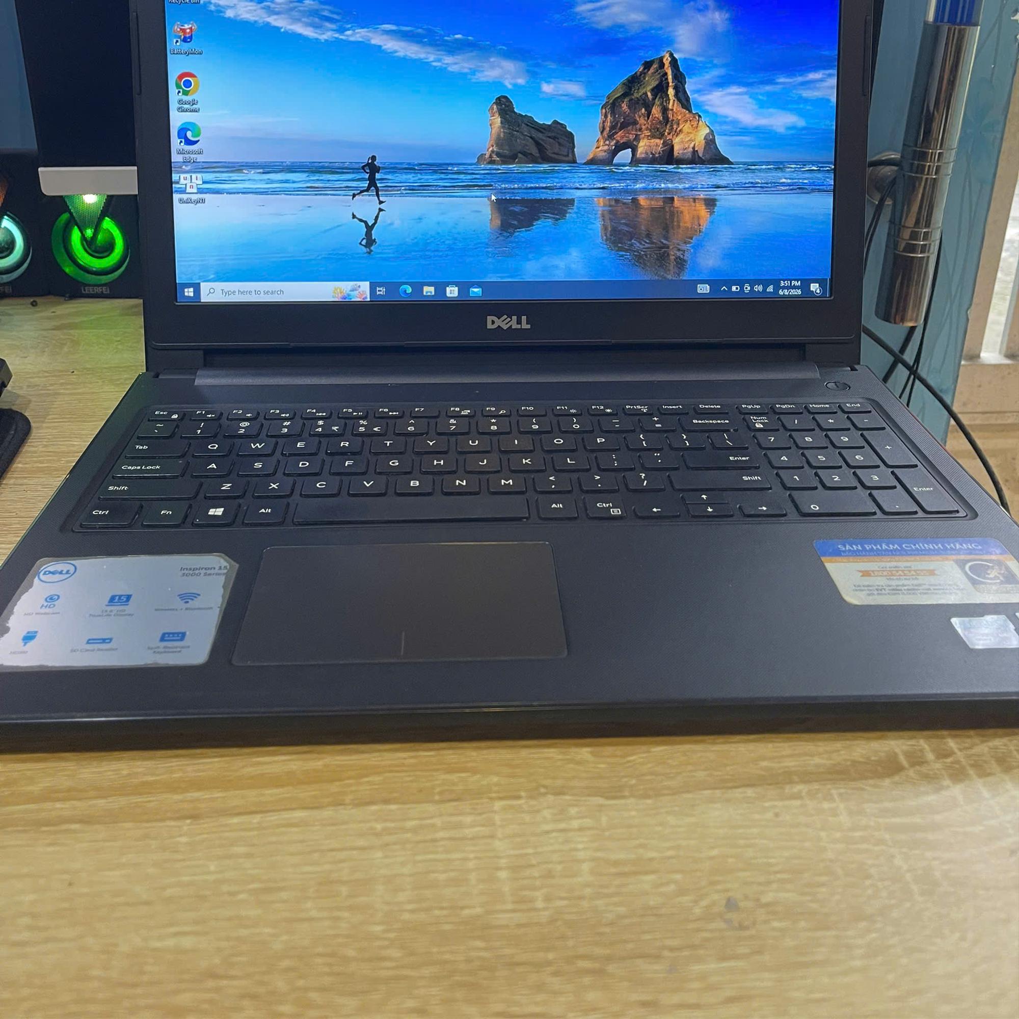 Dell i5 7th Ram 8GB 128GB SSD Card rời AMD R5 M430 Màn 15.6inch-duoc-ban-tai-Vi Tính Kim Trân