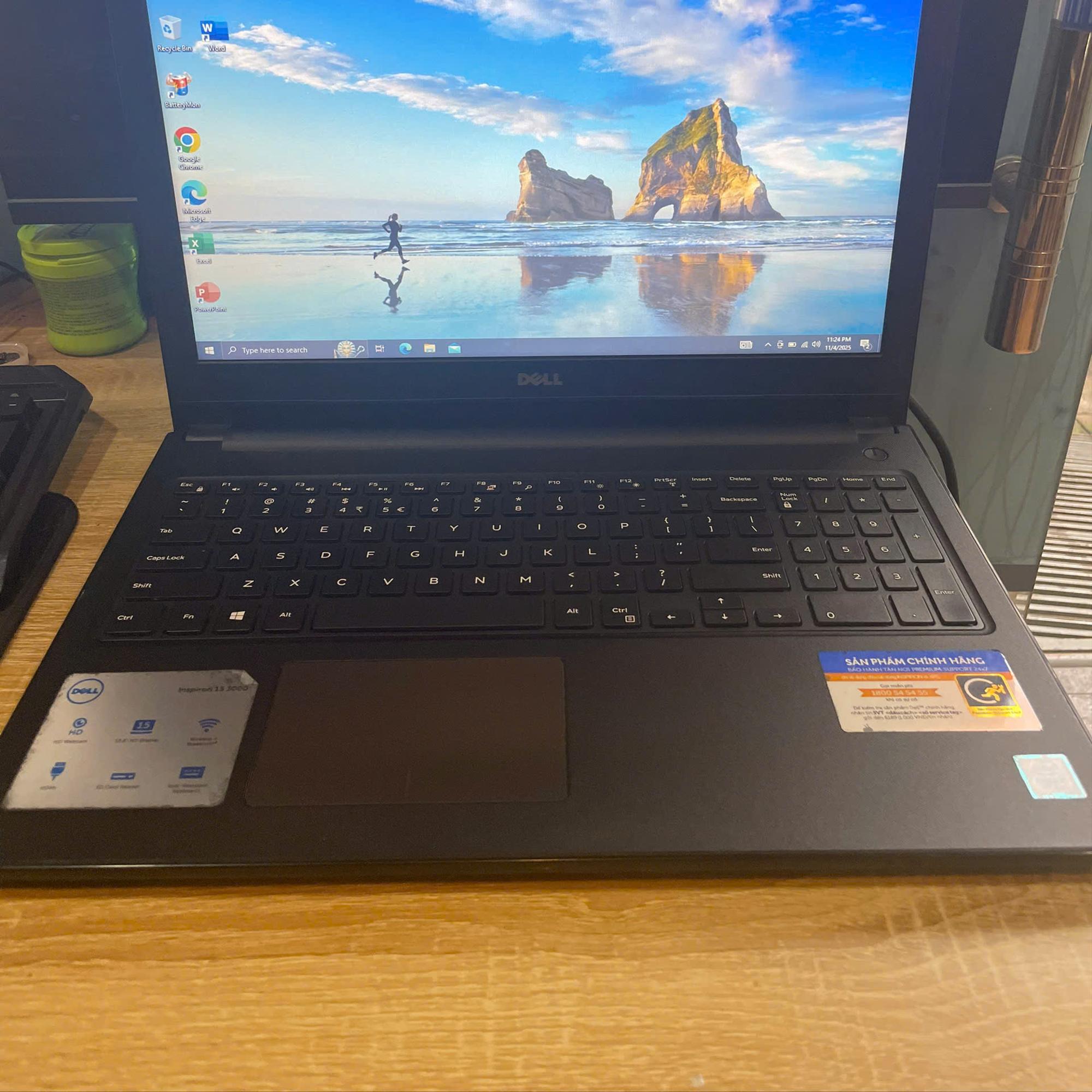 Dell i5 8th Ram 8GB 128GB SSD Màn 15.6inch -duoc-ban-tai-Vi Tính Kim Trân