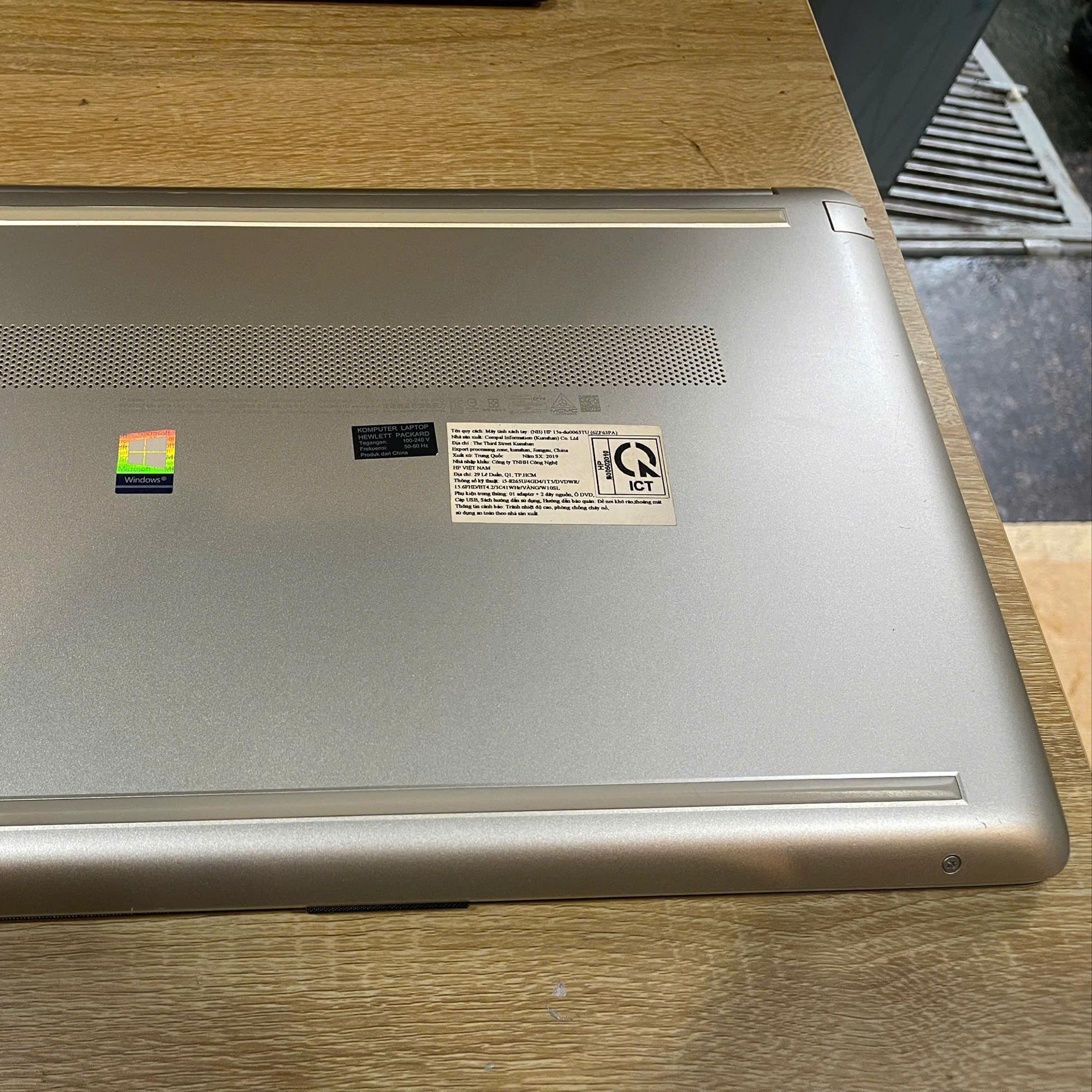 HP i5 8th Ram 8GB 256GB SSD Màn 15.6inch FHD-duoc-ban-tai-Vi Tính Kim Trân