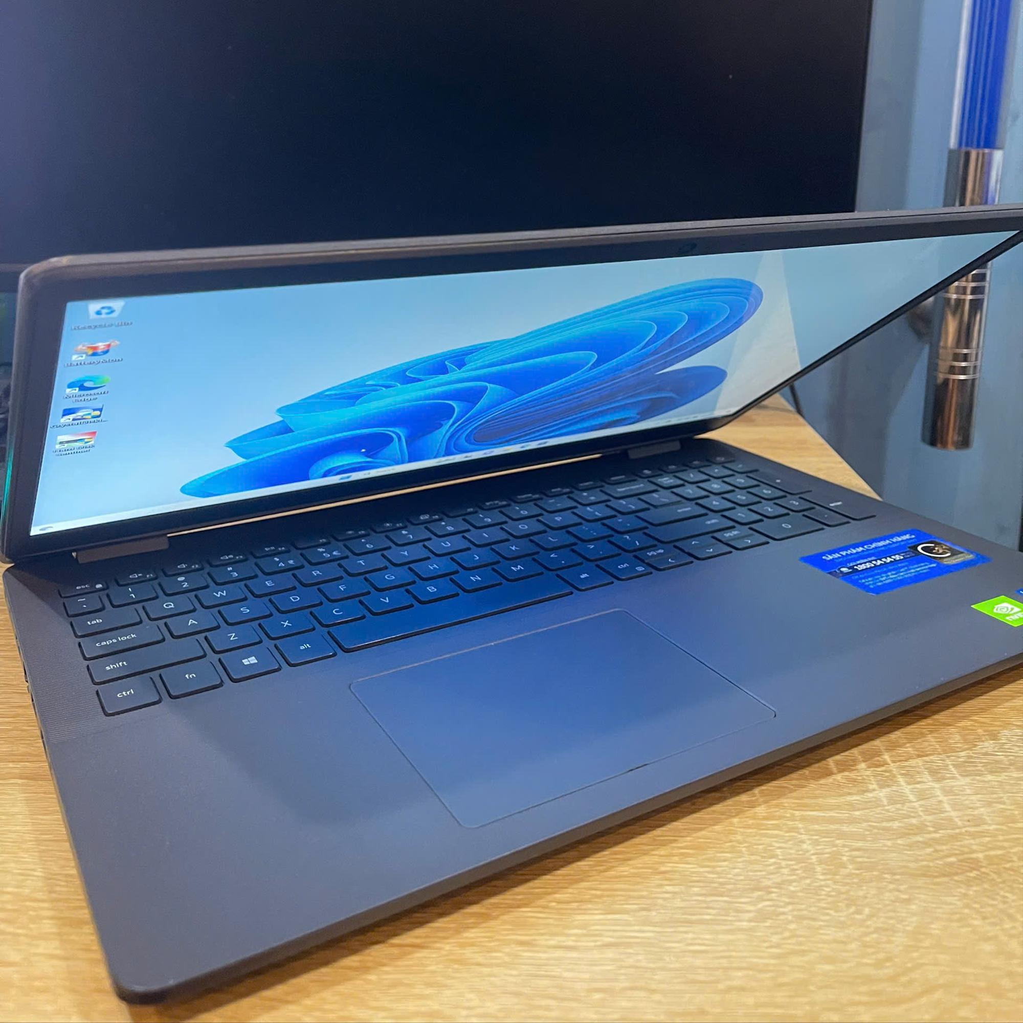 Dell i5 11th Ram 16GB Card MX330 Màn 15.6inch FHD -duoc-ban-tai-Vi Tính Kim Trân
