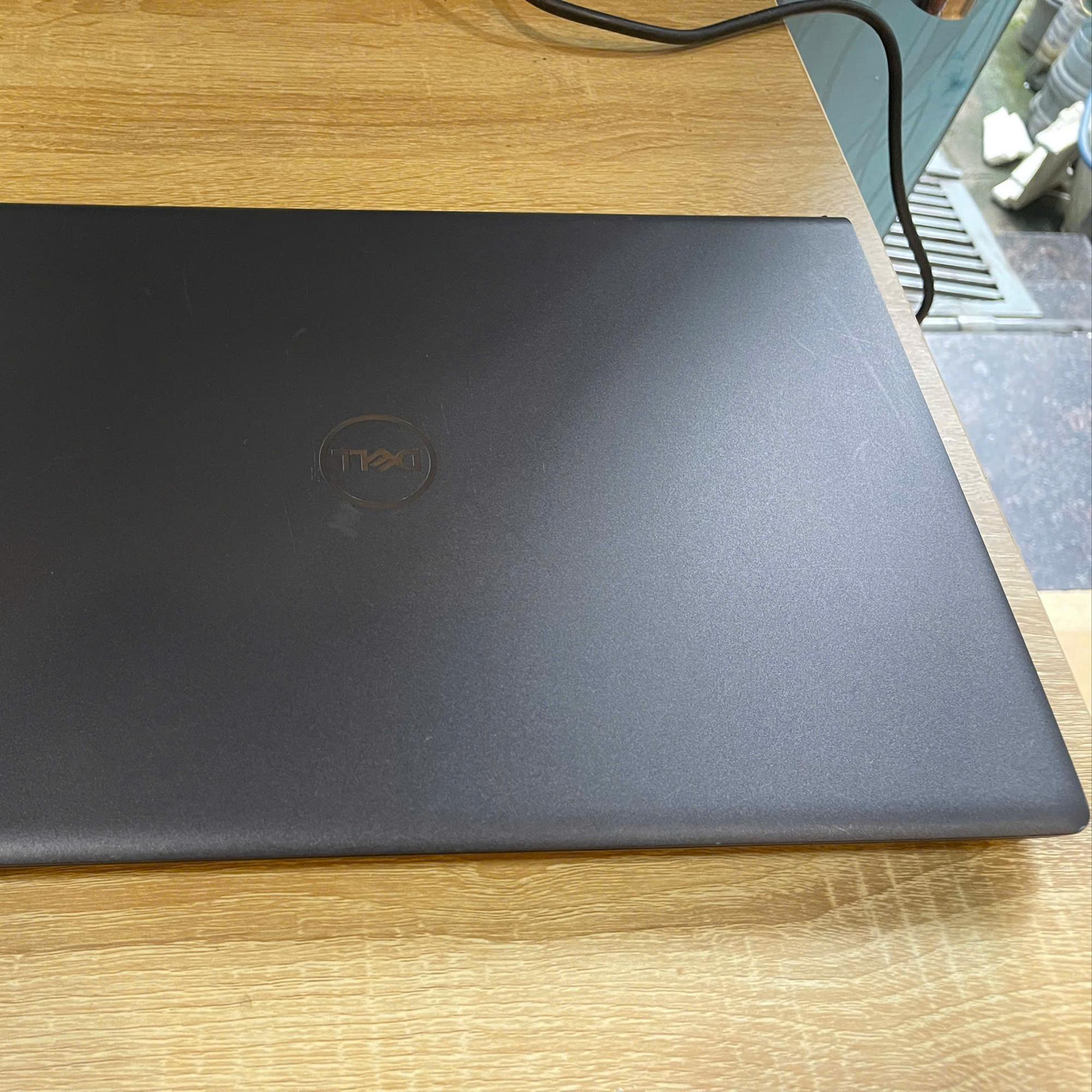 Dell i3 12th Ram 8GB 256GB SSD Màn 15.6inch FHD 120hz-duoc-ban-tai-Vi Tính Kim Trân