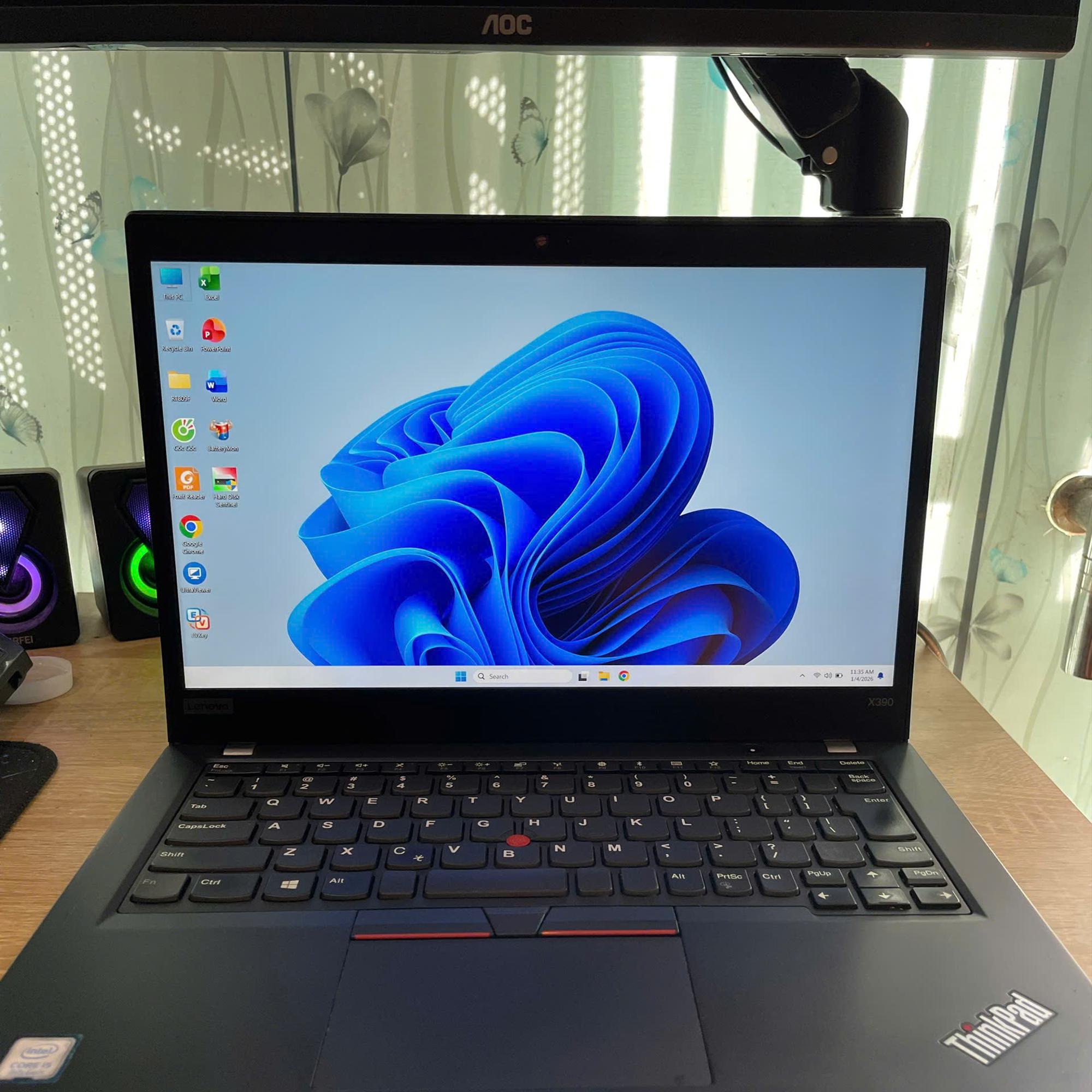 Thinkpad i5 8th Ram 8GB 256GB SSD Màn 14inch FHD-duoc-ban-tai-Vi Tính Kim Trân