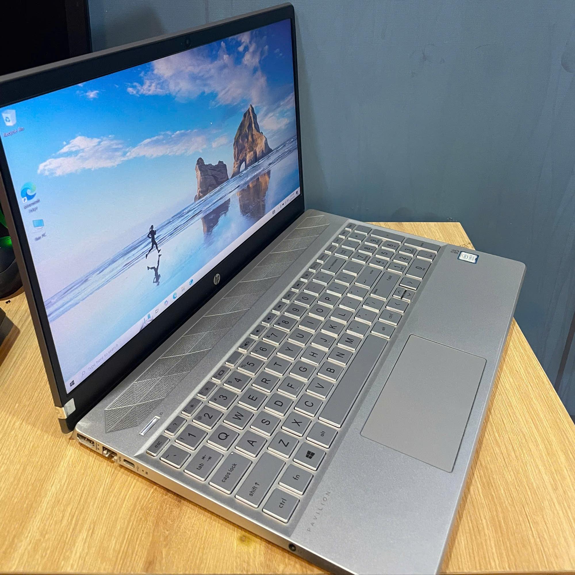 Hp i5 8th Ram 8GB 256GB SSD MÀN 15.6 INCH FHD-duoc-ban-tai-Vi Tính Kim Trân
