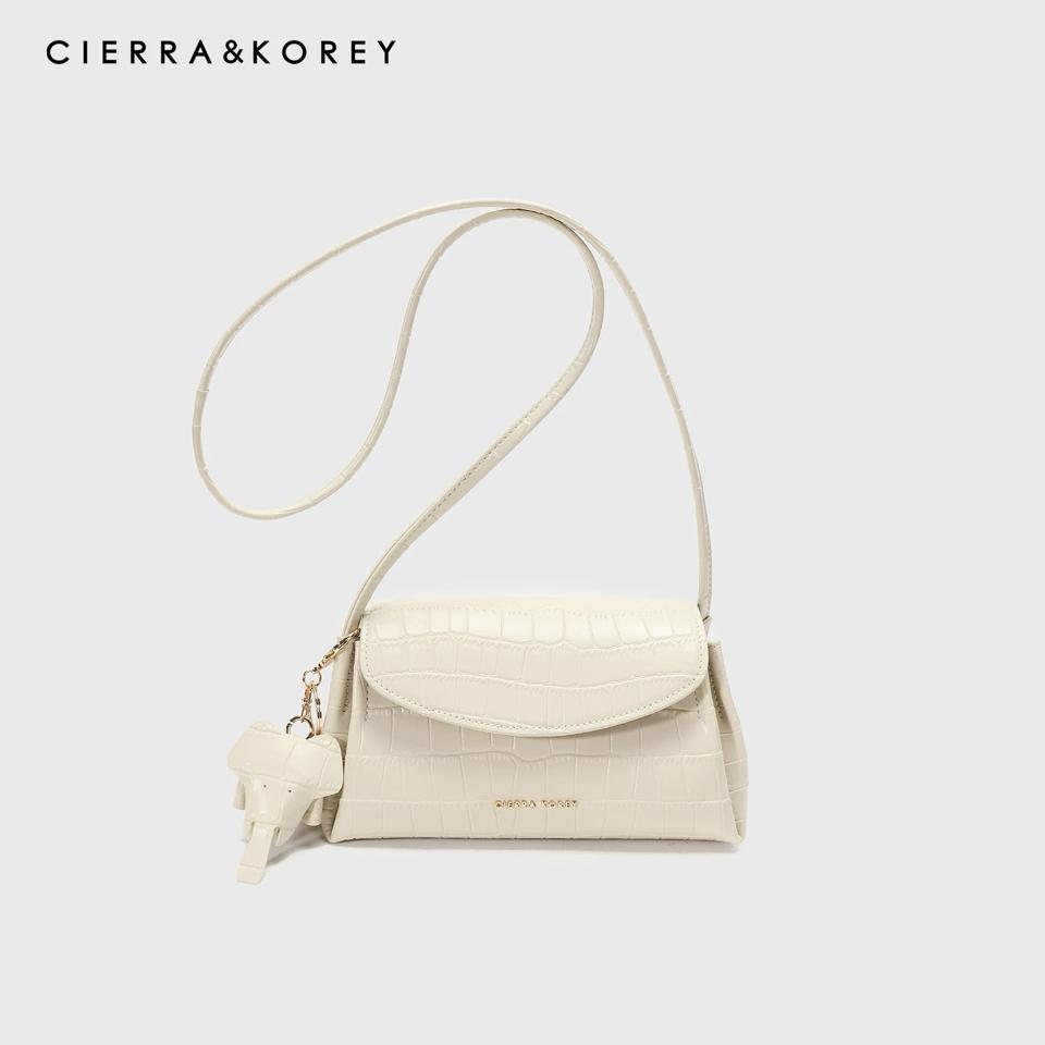 Cierra Korey charm voi da cross-duoc-ban-tai-Tiger Shop