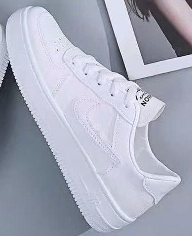Giày  thể thao trắng-duoc-ban-tai-Shop giày Ốc - Giày Nữ Thời Trang