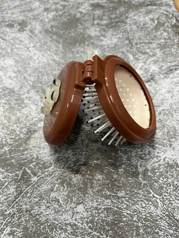 Gương kèm lược đệm gấp gọn-duoc-ban-tai-Shop giày Ốc - Giày Nữ Thời Trang