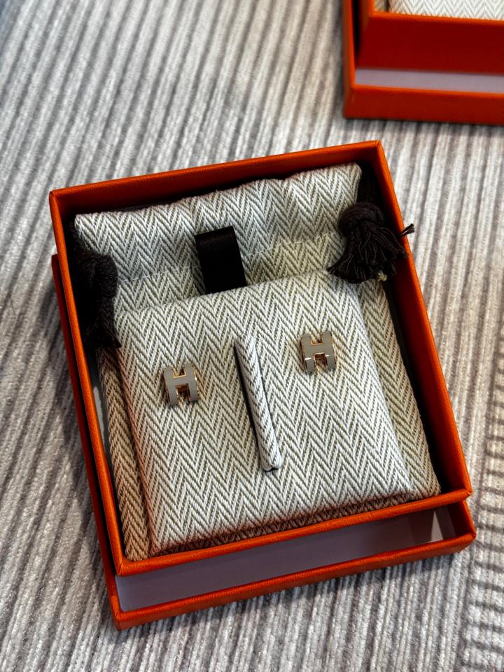 Pop H earrings -duoc-ban-tai-PML
