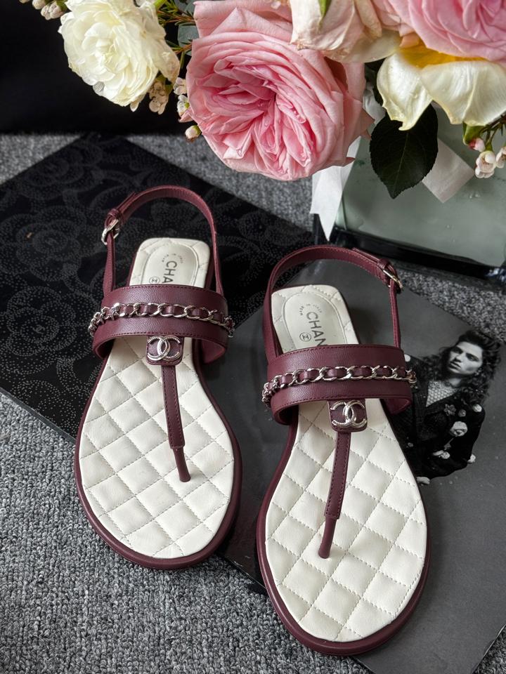 Sandals đỏ 35 sale -duoc-ban-tai-PML