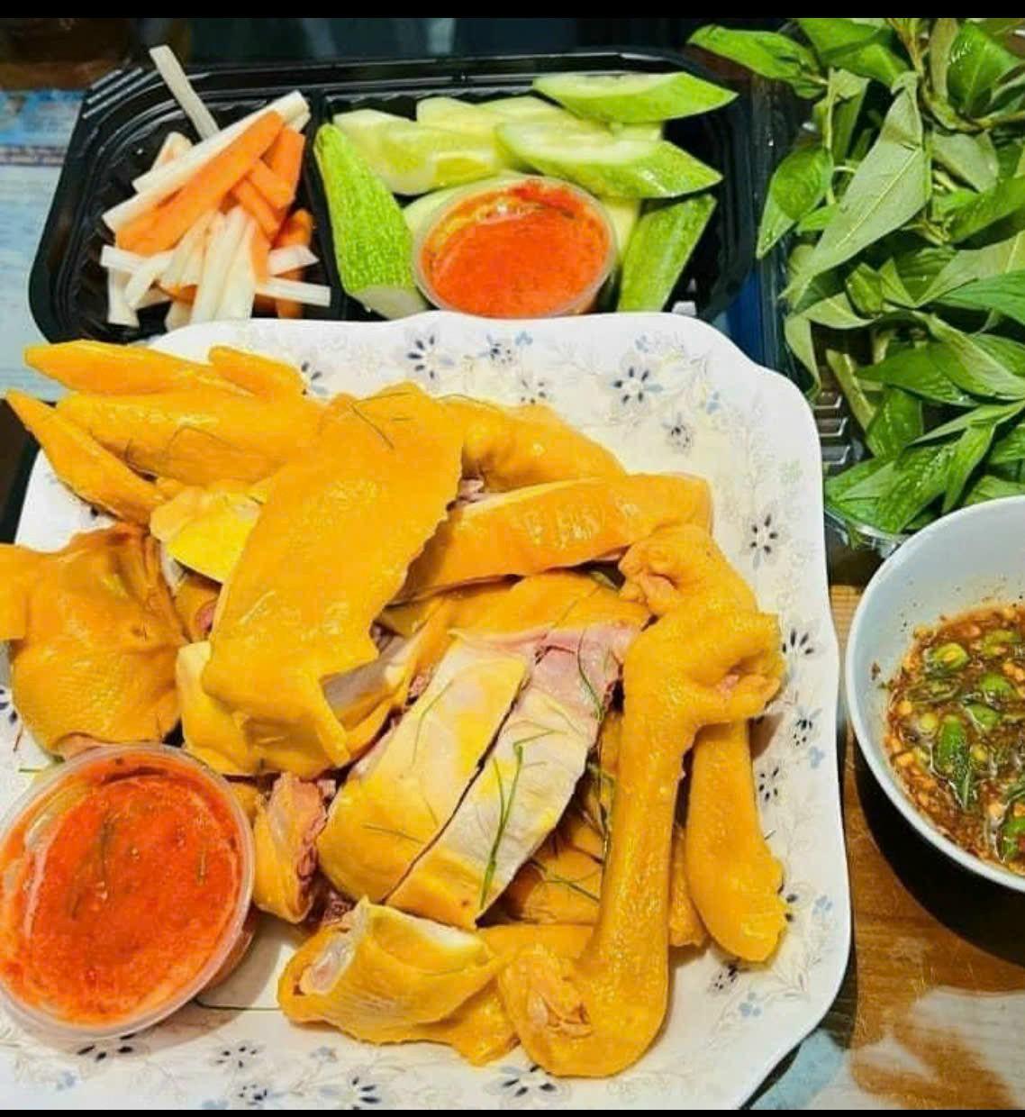 Gà Ủ muối, 1-1.3kg/con-duoc-ban-tai-Seagi foods