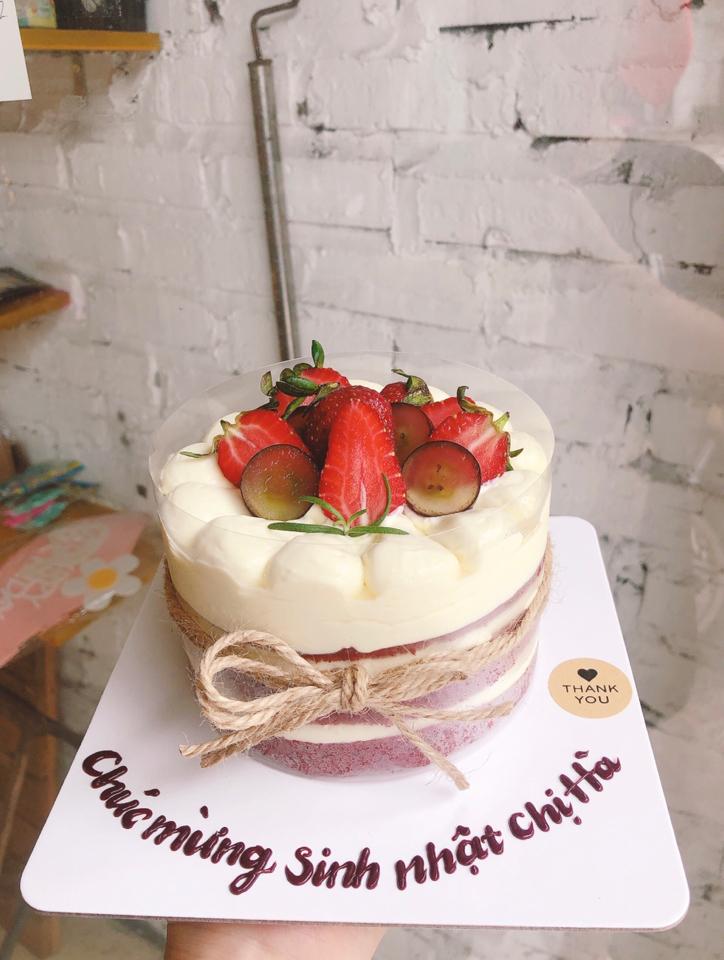 Red Velvet sz12-duoc-ban-tai-Quyen cake & tea