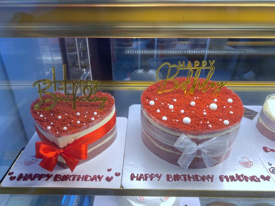 Red Velvet sz12-duoc-ban-tai-Quyen cake & tea