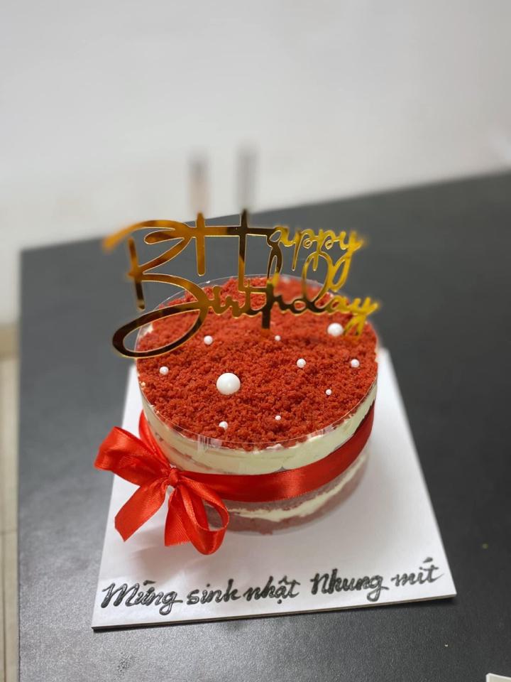 Red Velvet sz12-duoc-ban-tai-Quyen cake & tea