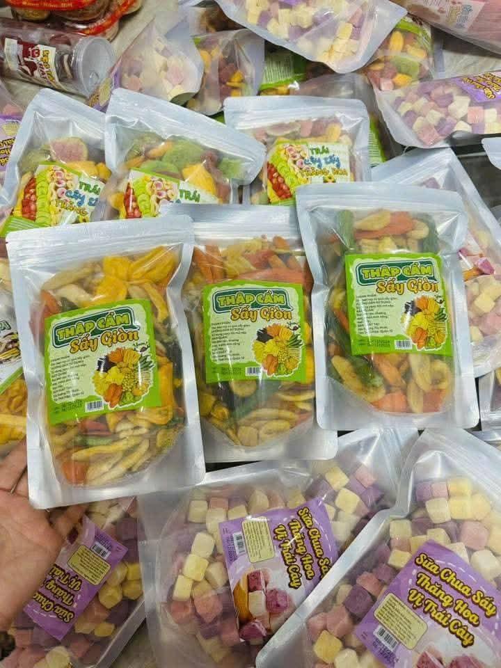 Thập cẩm sấy giòn 500g -duoc-ban-tai-CĂN TIN SEKONG