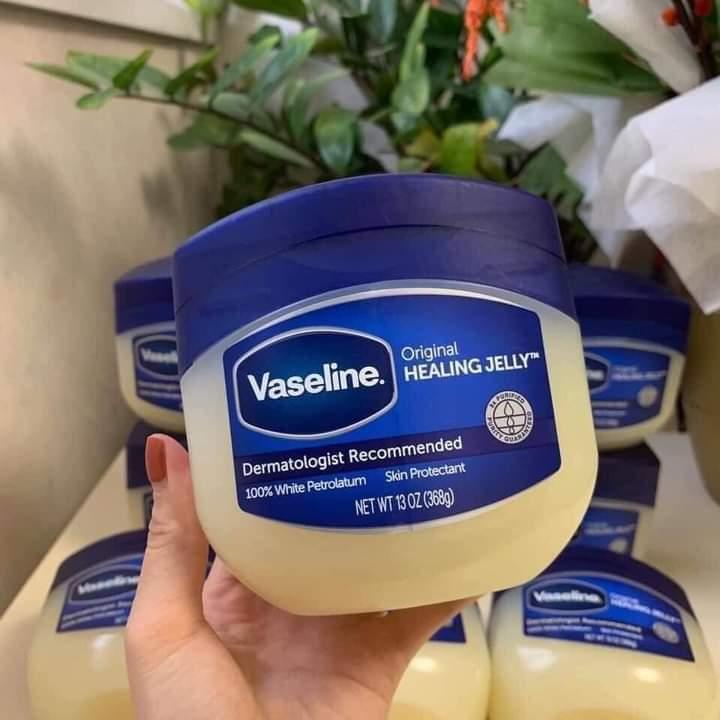 Sáp nẻ Vaseline-duoc-ban-tai-NPP TIẾN ĐẠT