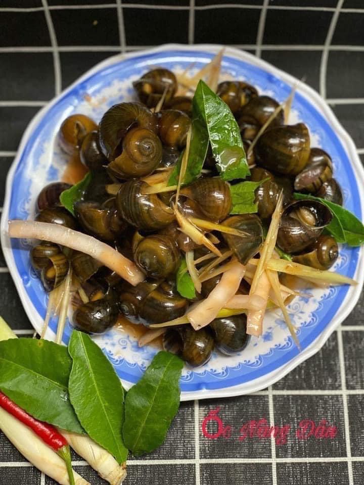 ốc mít đồng xào me-duoc-ban-tai-Ốc nàng dâu
