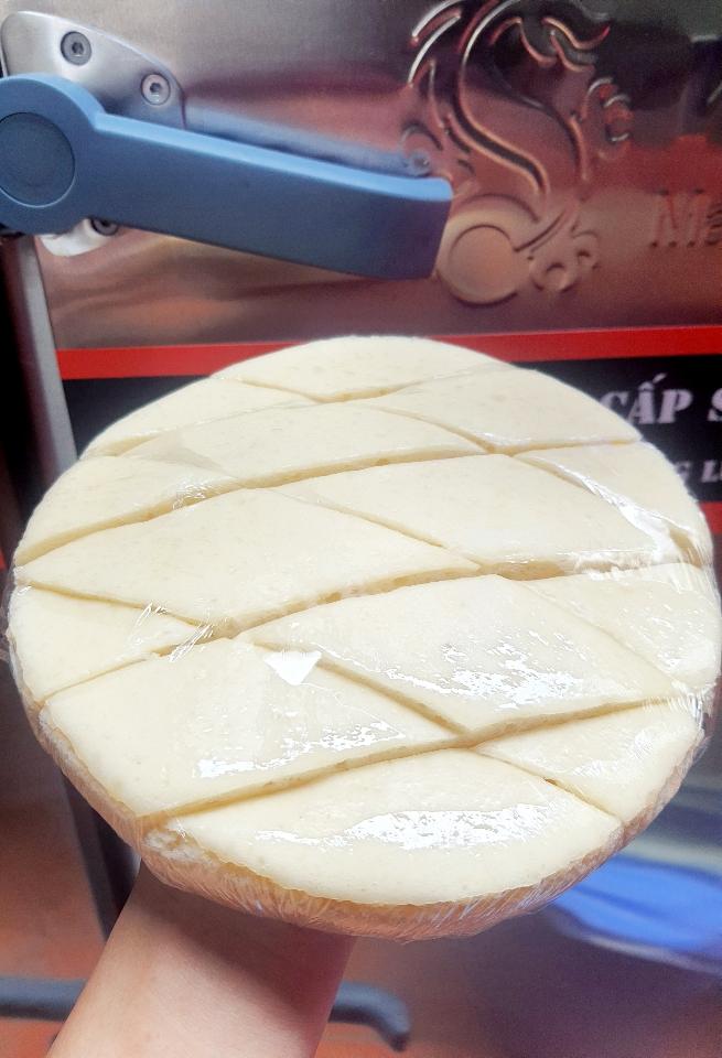 Bánh bò sữa dừa-duoc-ban-tai-Bánh bò A Trí