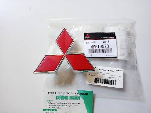 Logo Mitsubishi 3 viên kim cương mặt ga lăng trước (Mark three diamond) Pajero V31 V32 V33 V43 V45
MB619578-duoc-ban-tai-Công ty CP Cường Ngân Com