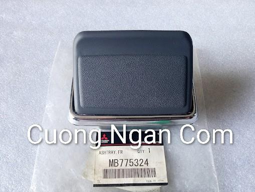 Gạt tàn thuốc táp bi sau (Ashtray rear door trim) Pajero V31 V32 V33
MB775324-duoc-ban-tai-Công ty CP Cường Ngân Com