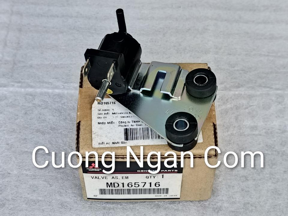 Van kiểm soát khí thải (Valve assy emission solenoid) Pajero V33 V43
MD165716-duoc-ban-tai-Công ty CP Cường Ngân Com