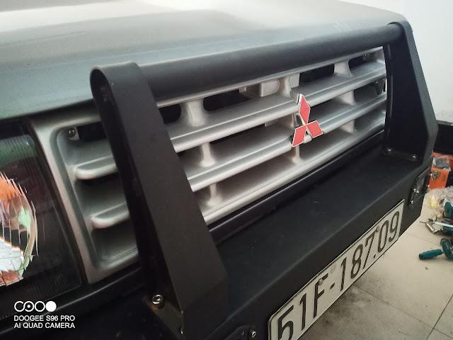 Logo Mitsubishi 3 viên kim cương mặt ga lăng trước (Mark three diamond) Pajero V31 V32 V33 V43 V45
MB619578-duoc-ban-tai-Công ty CP Cường Ngân Com