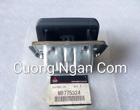 Gạt tàn thuốc táp bi sau (Ashtray rear door trim) Pajero V31 V32 V33
MB775324-duoc-ban-tai-Công ty CP Cường Ngân Com
