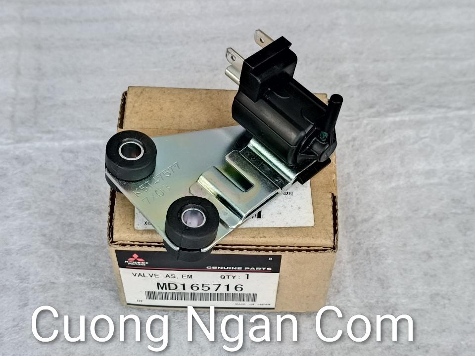 Van kiểm soát khí thải (Valve assy emission solenoid) Pajero V33 V43
MD165716-duoc-ban-tai-Công ty CP Cường Ngân Com