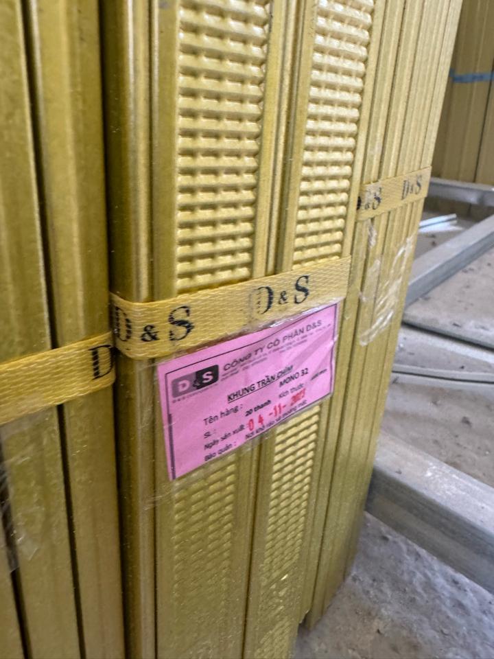 U DS VÀNG 32 đai vàng (20c/bó)-duoc-ban-tai-Kim Thành