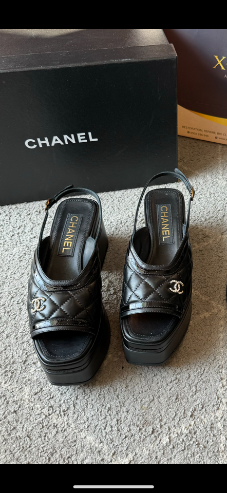 Sandal chanel aus-duoc-ban-tai-8686