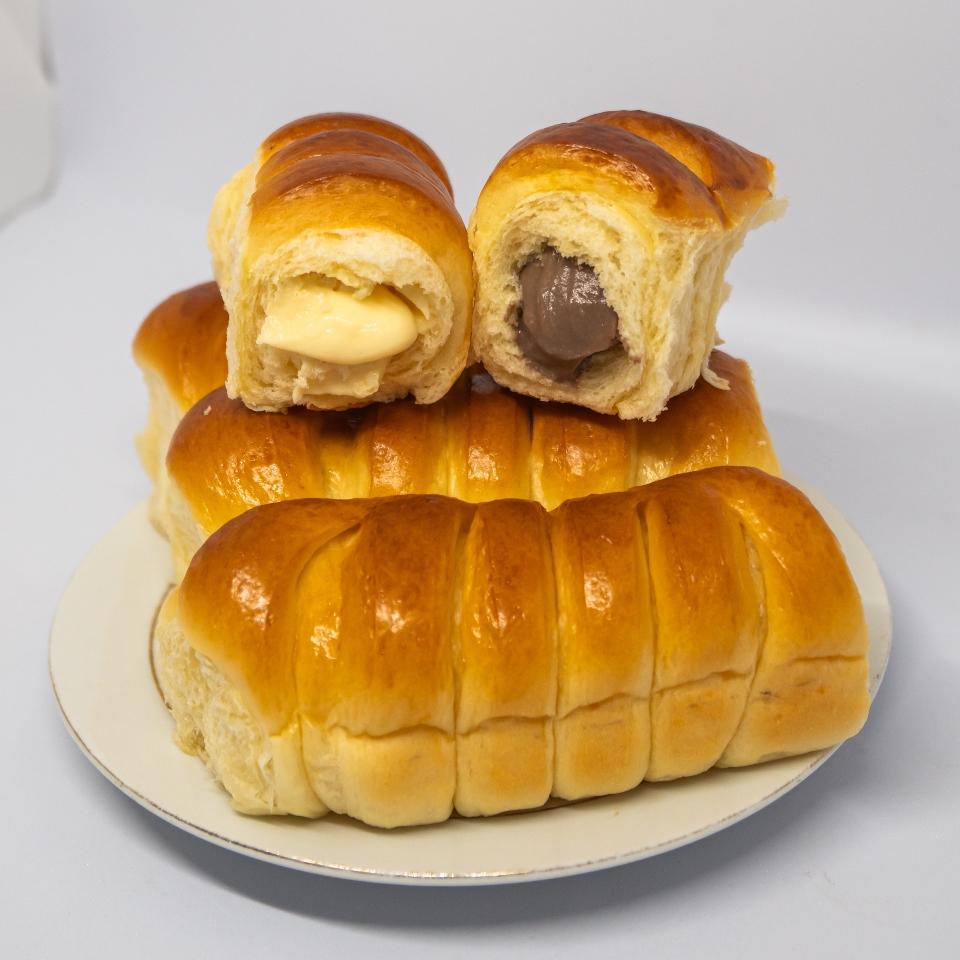 S-Bánh Sâu-duoc-ban-tai-MiNa Baker
