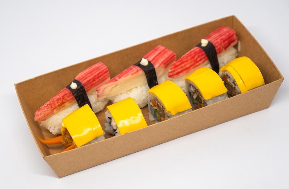 Sushi phô mai- Nigiri-duoc-ban-tai-MiNa Baker