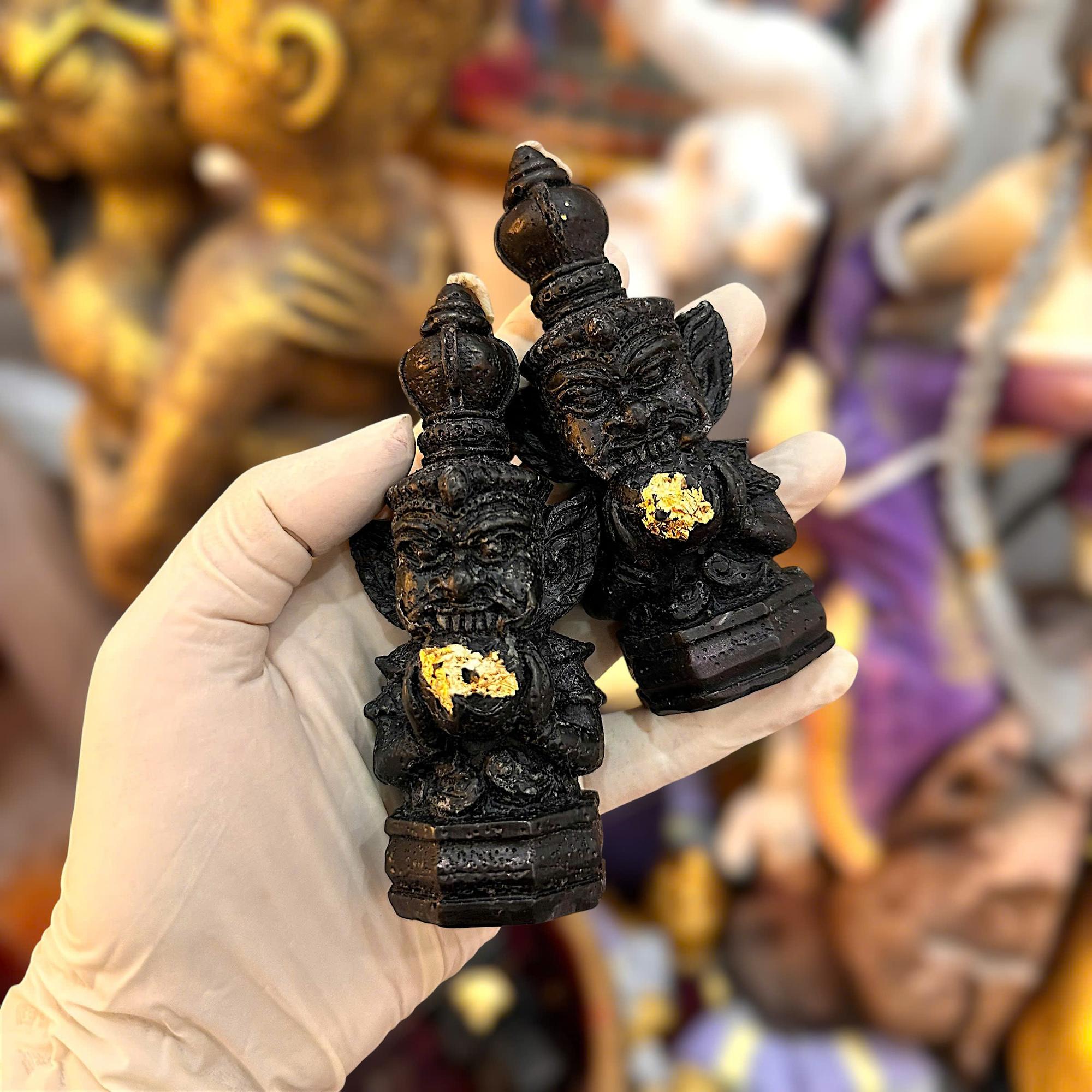 NẾN RAHU TƯỢNG NHỎ-duoc-ban-tai-Chili Amulet Tâm Linh Thái Lan