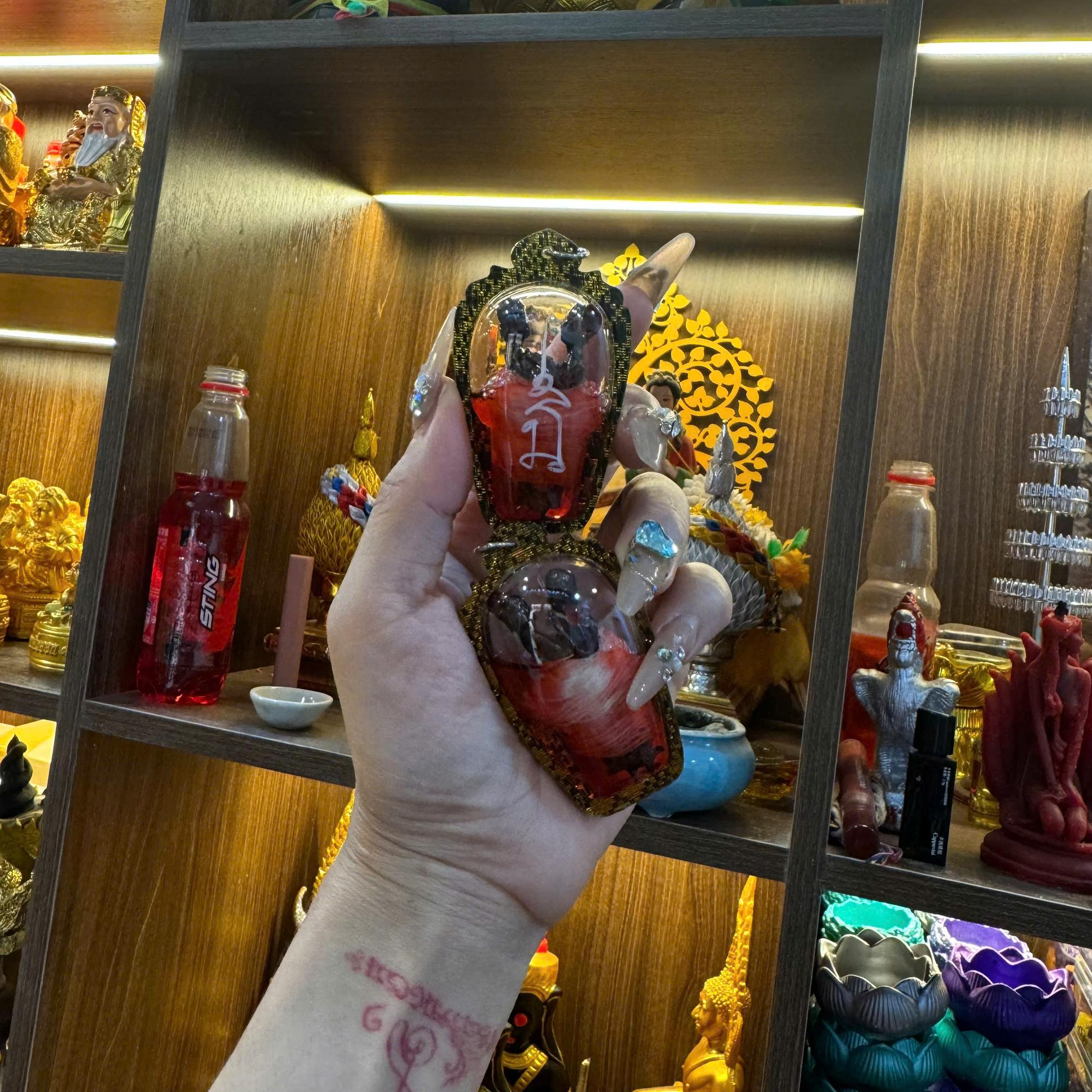 BÙA YÊU INKOO PHAYA ÌN-duoc-ban-tai-Chili Amulet Tâm Linh Thái Lan