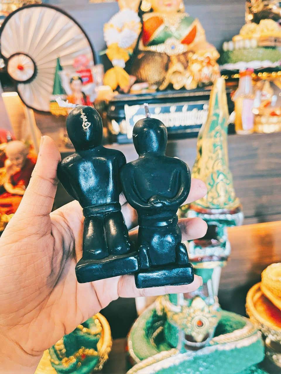 NẾN YỂM QUỲ GỐI -duoc-ban-tai-Chili Amulet Tâm Linh Thái Lan