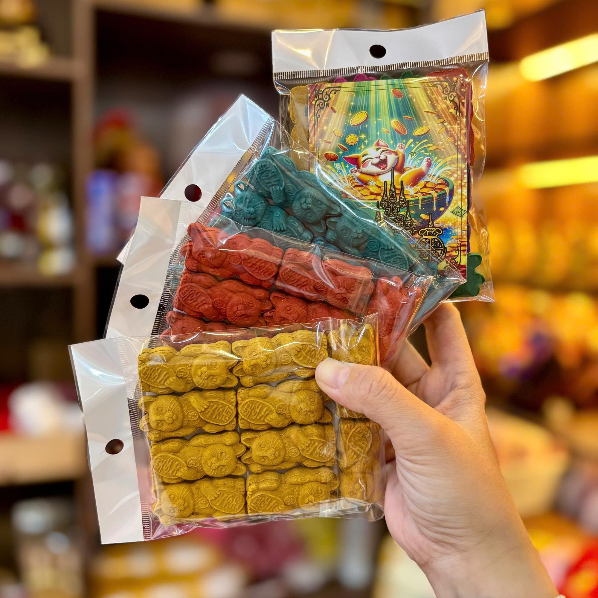 NHANG SỐ MÈO-duoc-ban-tai-Chili Amulet Tâm Linh Thái Lan