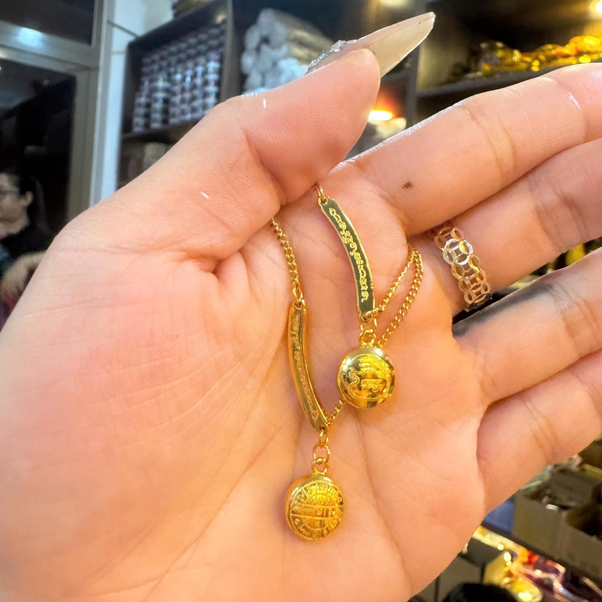 LẮC CHÂN-duoc-ban-tai-Chili Amulet Tâm Linh Thái Lan