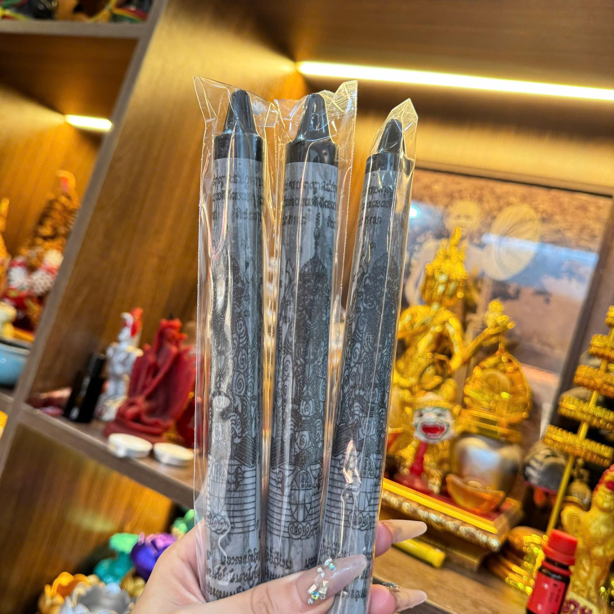 NẾN CÂY XOÁ NỢ-duoc-ban-tai-Chili Amulet Tâm Linh Thái Lan
