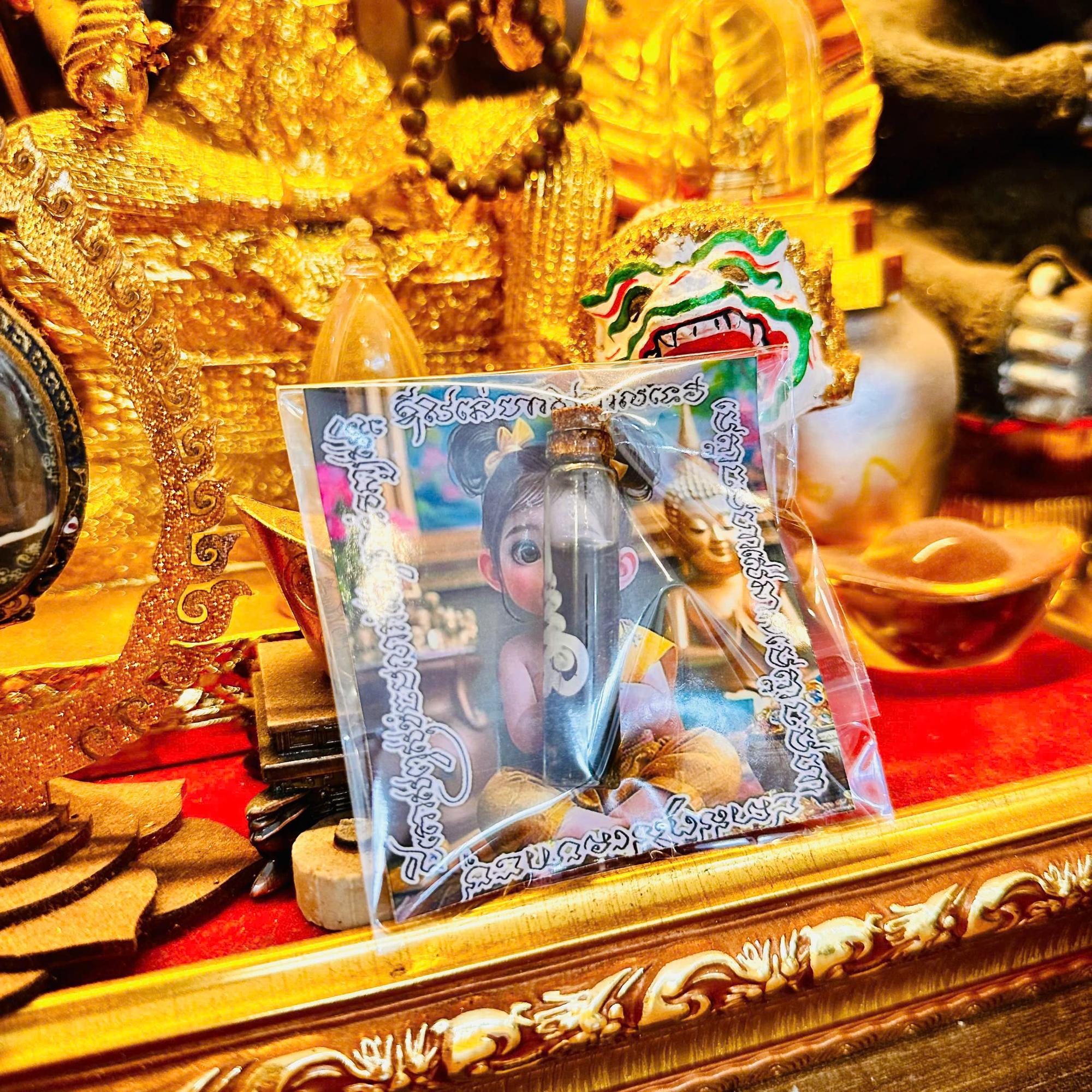 MS DẦU NGÃI XANH-duoc-ban-tai-Chili Amulet Tâm Linh Thái Lan