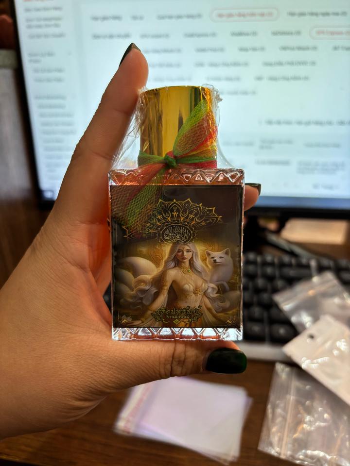 NƯỚC HOA CÔ GÁI REN-duoc-ban-tai-Chili Amulet Tâm Linh Thái Lan