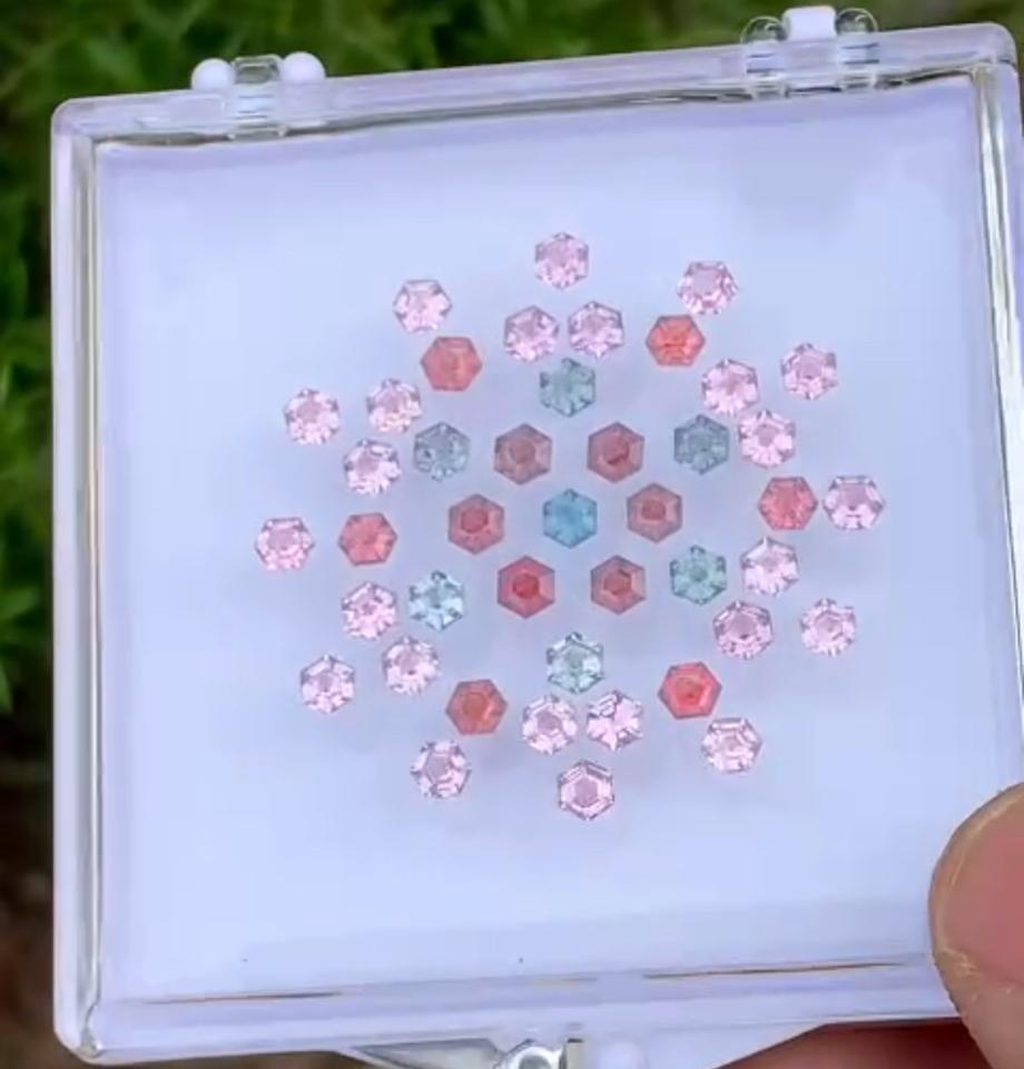 Lô spinel tấm 43 viên -duoc-ban-tai-💎 T&T JEWELS 💎