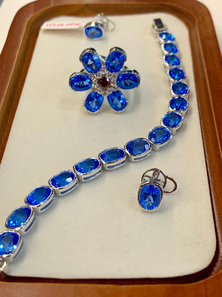 Lắc tay và hoa tai Topaz xanh swiss-duoc-ban-tai-💎 T&T JEWELS 💎