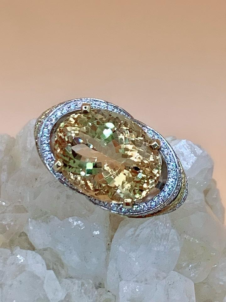 Nhẫn Citrine viền tấm vàng xanh -duoc-ban-tai-💎 T&T JEWELS 💎