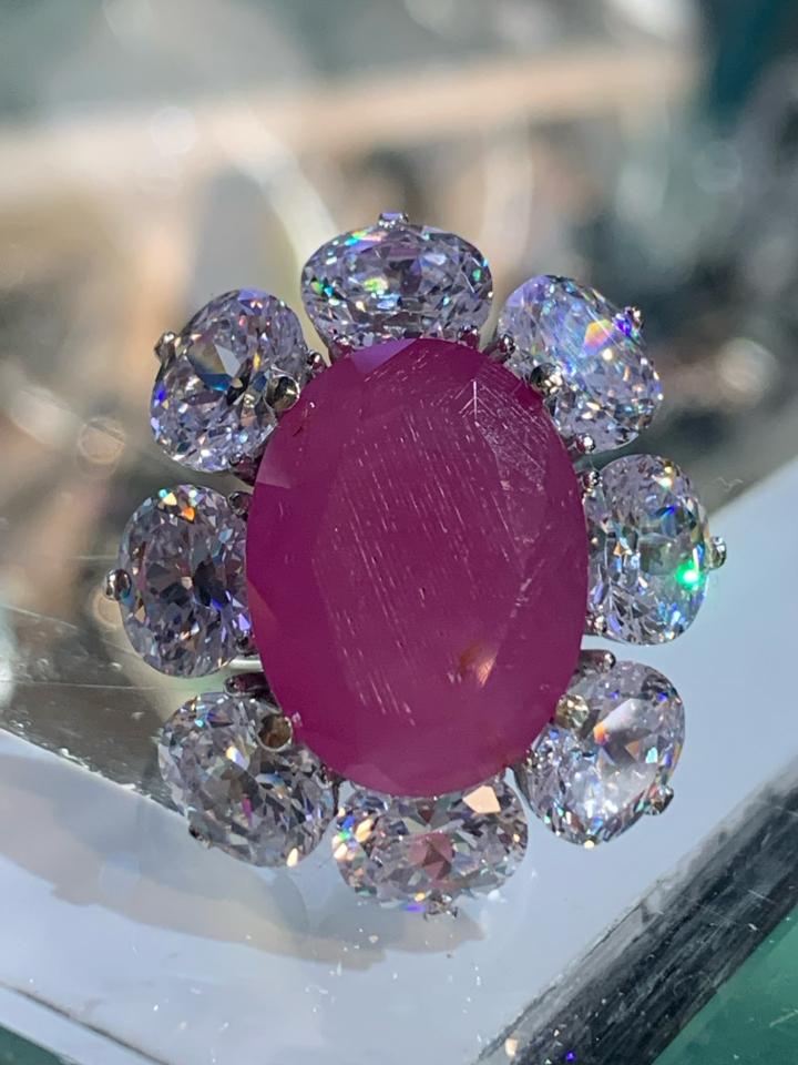 Nhẫn S925 ruby hồng Lục Yên không xử lý -duoc-ban-tai-T&T JEWELS 💍