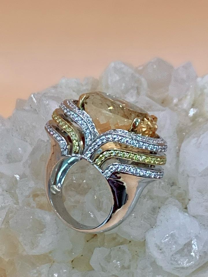 Nhẫn Citrine viền tấm vàng xanh -duoc-ban-tai-💎 T&T JEWELS 💎