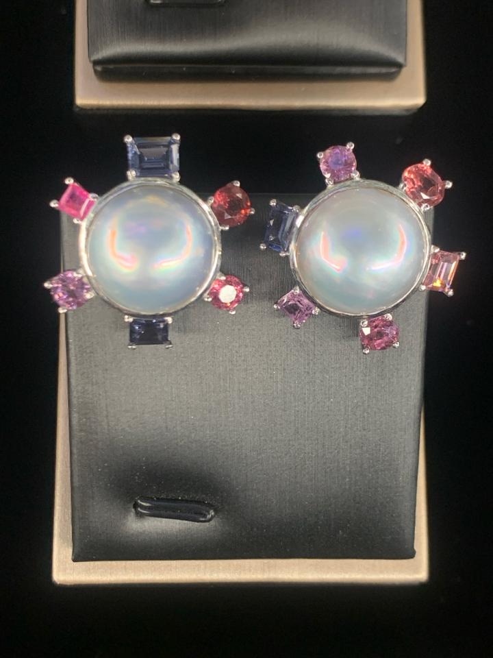 Hoa tai ngọc trai Mabe phối Spinel và vòng cổ Swarovski -duoc-ban-tai-💎 T&T JEWELS 💎