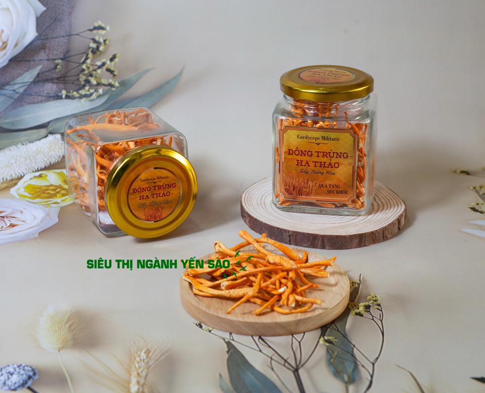 Đông Trùng Hạ Thảo Sen Vàng-duoc-ban-tai-Yến Sào Thanh Hải