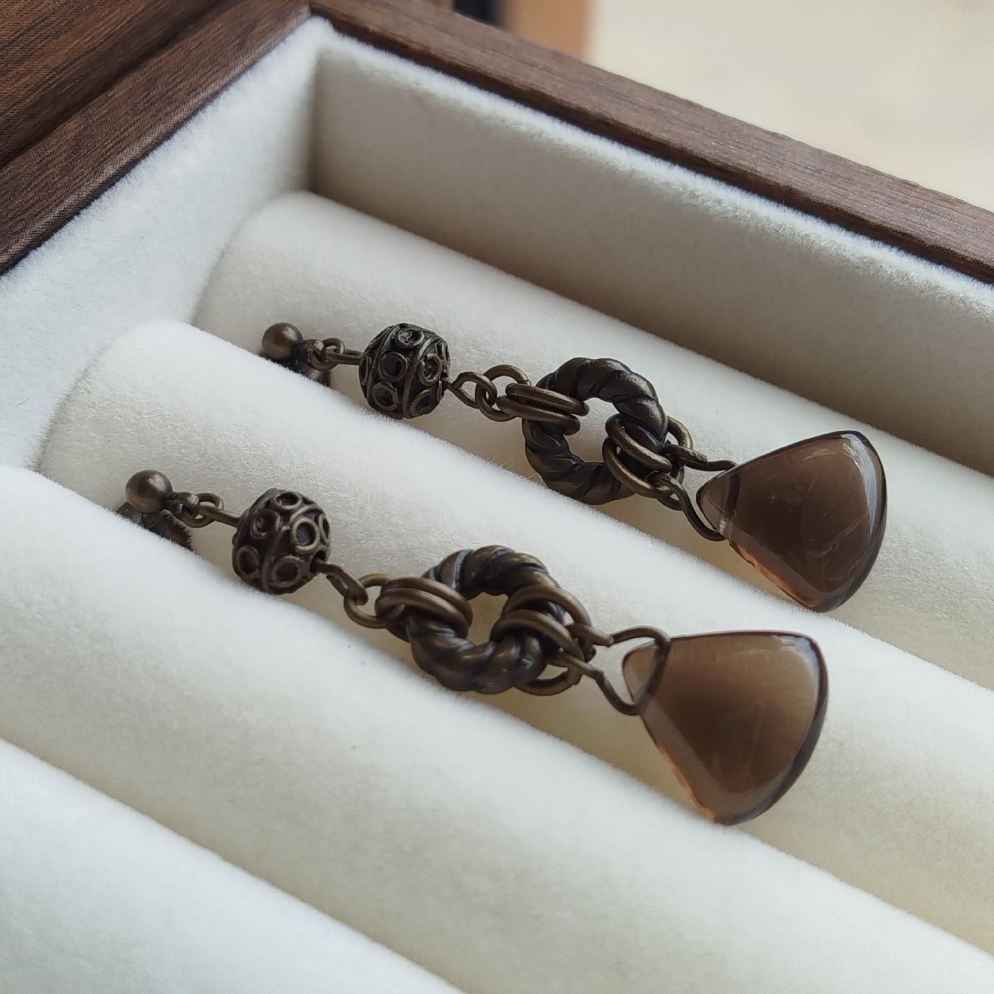 Bông xỏ vintage dáng dài-duoc-ban-tai-Trang sức Bảo Quân Hàn - Japón Bonita Vintage