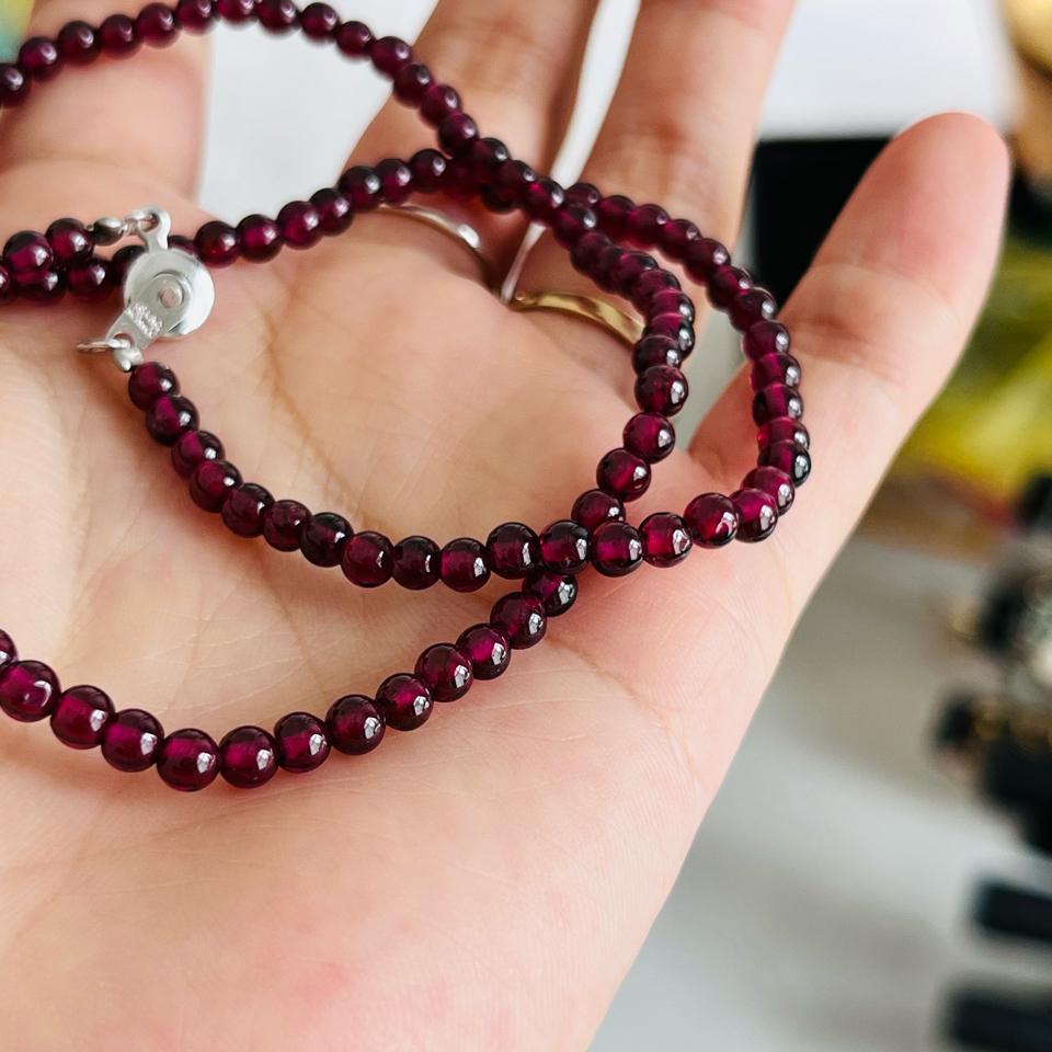 Chuỗi ngọc garnet tự nhiên khóa hiệu-duoc-ban-tai-Trang sức Bảo Quân Hàn - Japón Bonita Vintage
