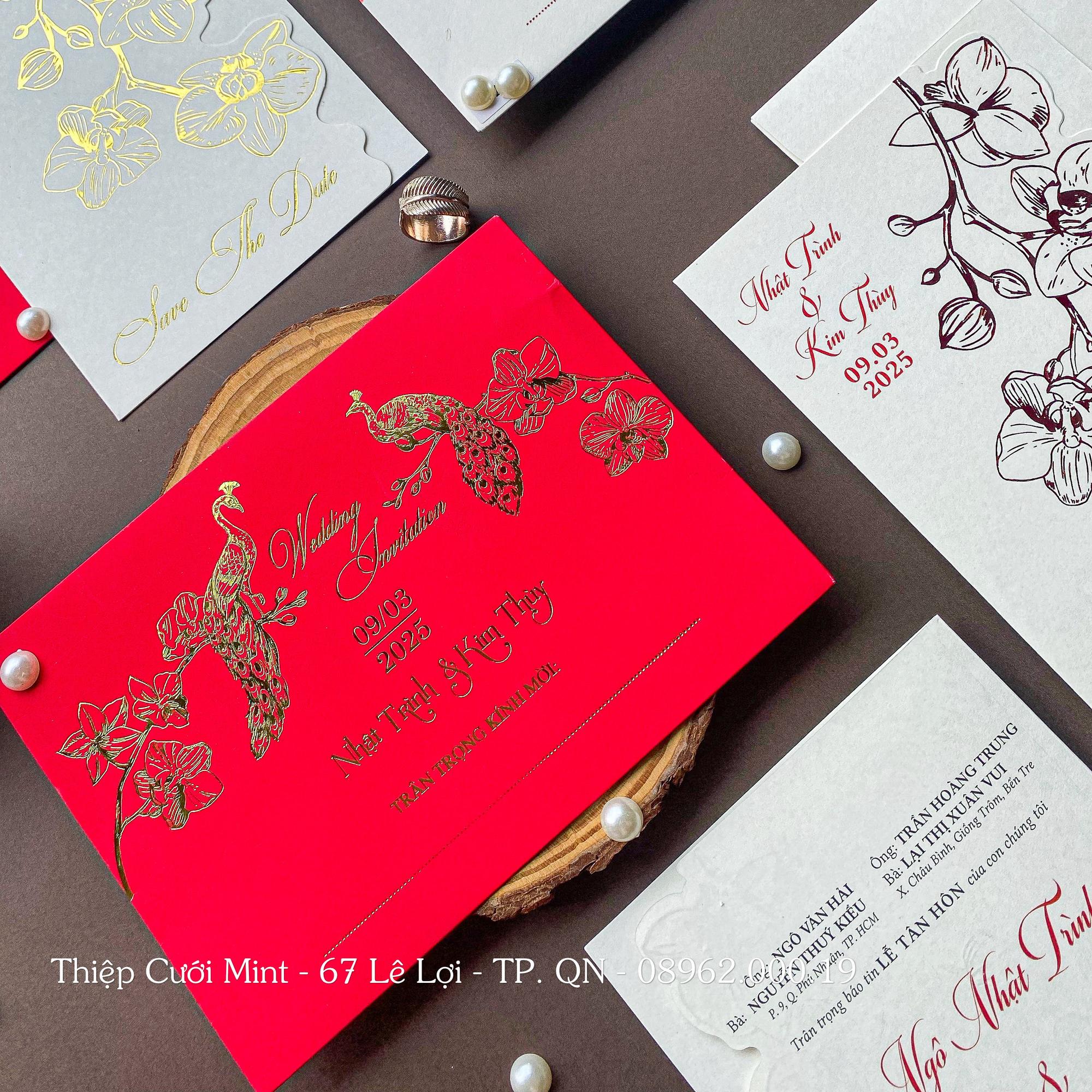 F288 - Đỏ-duoc-ban-tai-Thiệp Cưới Mint