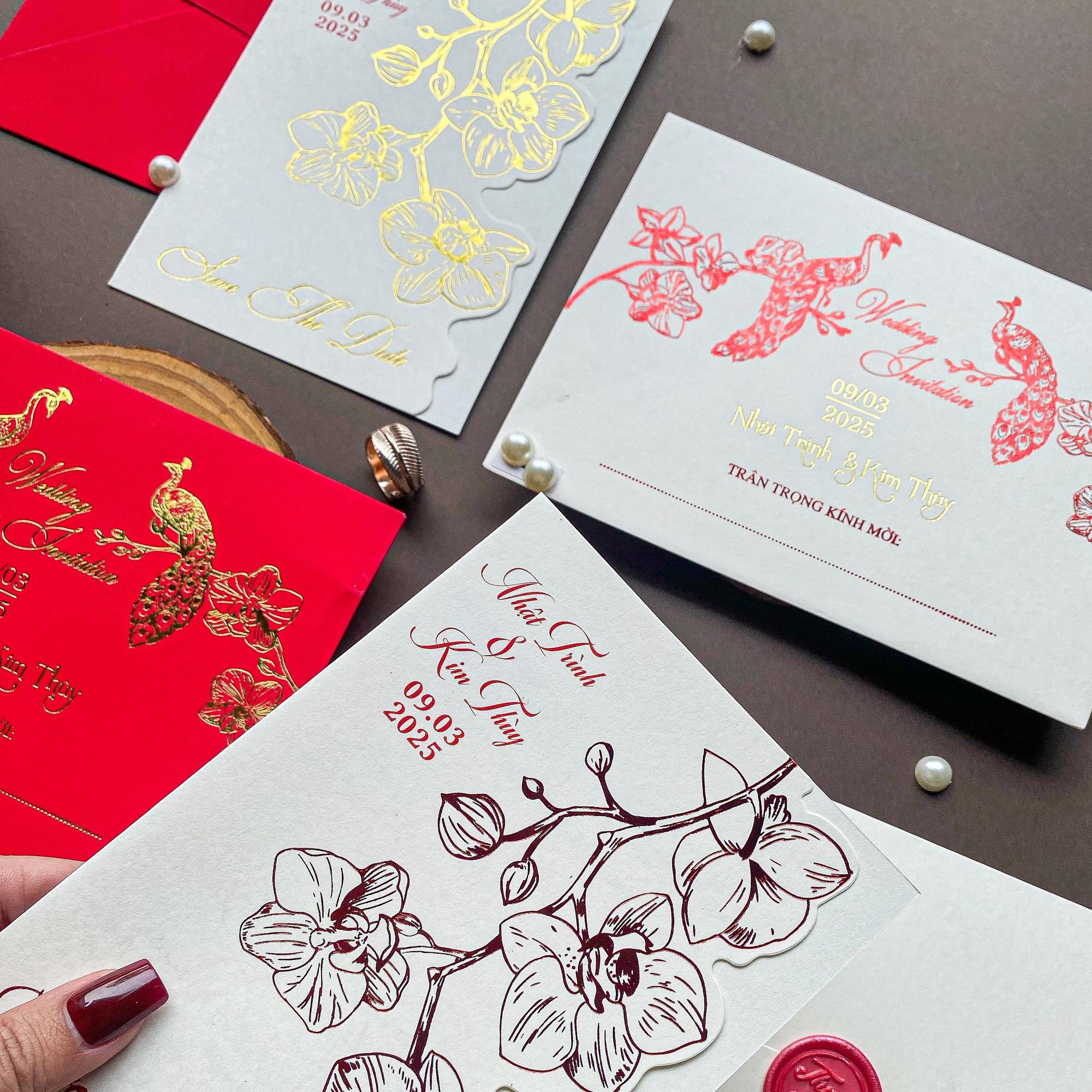 F288 - Đỏ-duoc-ban-tai-Thiệp Cưới Mint