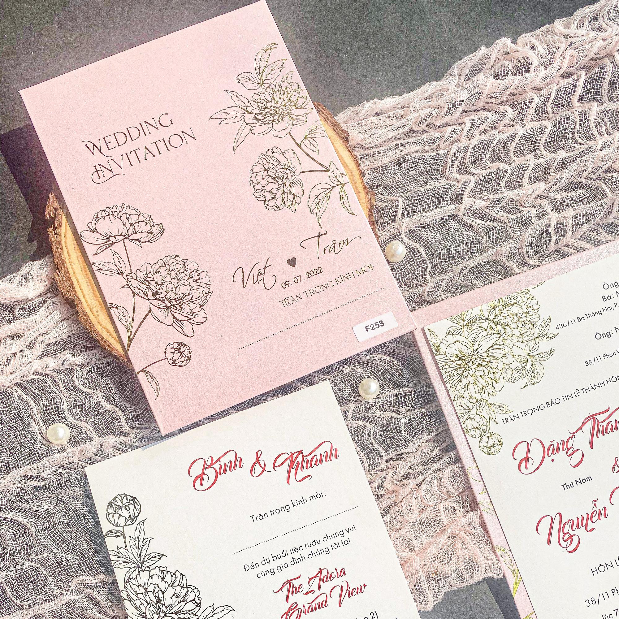 F253 Hồng-duoc-ban-tai-Thiệp Cưới Mint